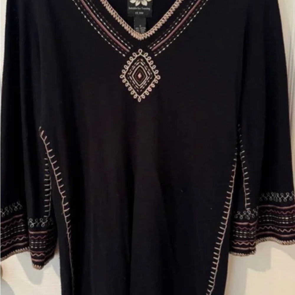 Unique Black Embroidered V-Neck Top vintage Lucky Brand